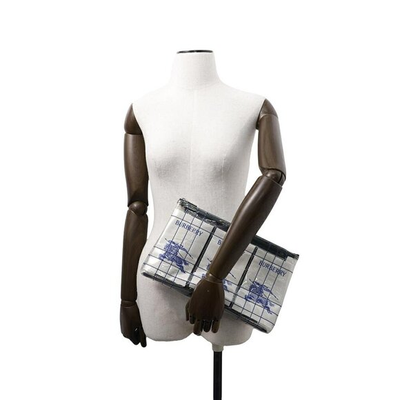 BURBERRY White Clutch Bag - Picture 4 of 11